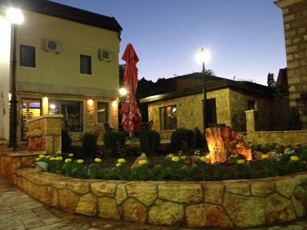 Hotel Old Bazaar سكوبجي المظهر الخارجي الصورة