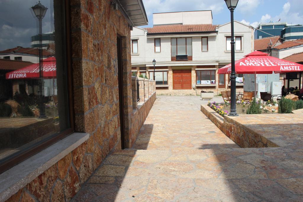 Hotel Old Bazaar سكوبجي المظهر الخارجي الصورة