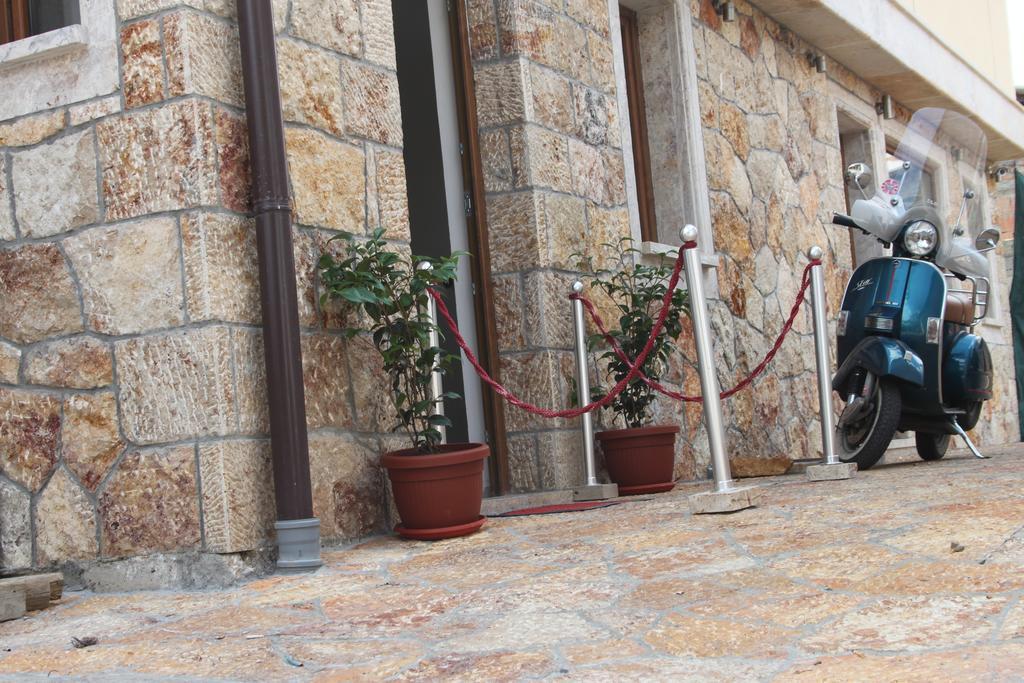 Hotel Old Bazaar سكوبجي المظهر الخارجي الصورة