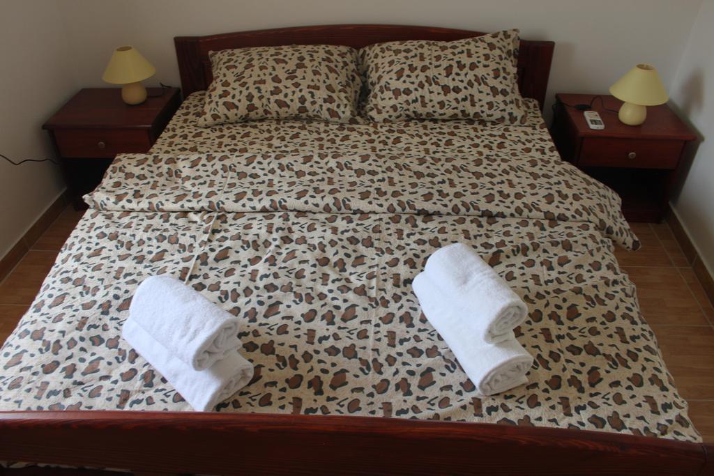 Hotel Old Bazaar سكوبجي المظهر الخارجي الصورة
